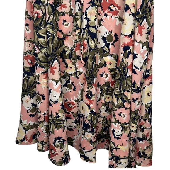 Olivaceous Floral Dress - Picture 4 of 7